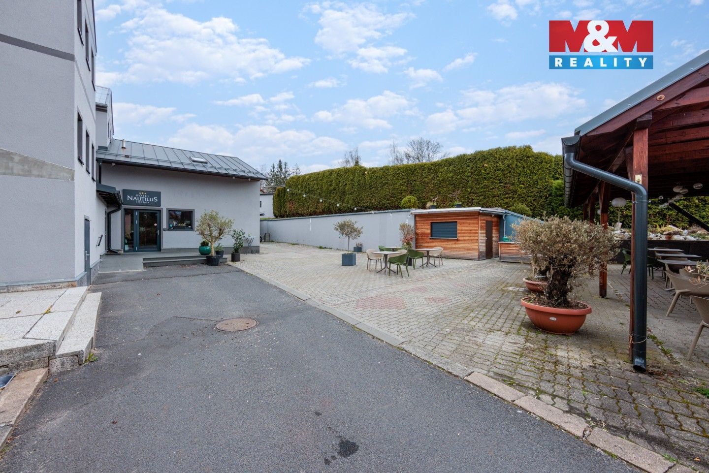 Prodej komerčního prostoru 2700 m² - foto 22
