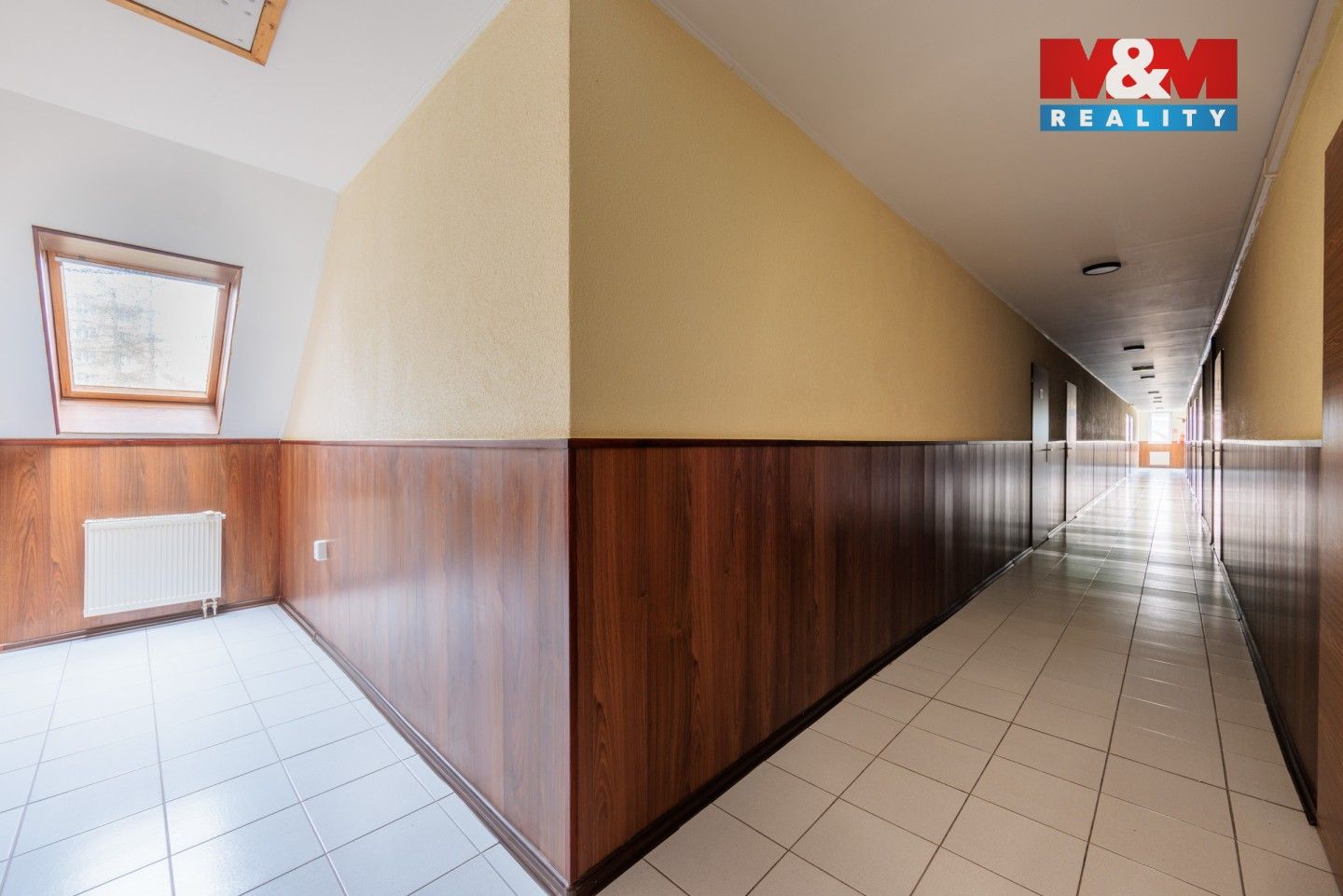 Prodej komerčního prostoru 2700 m² - foto 32