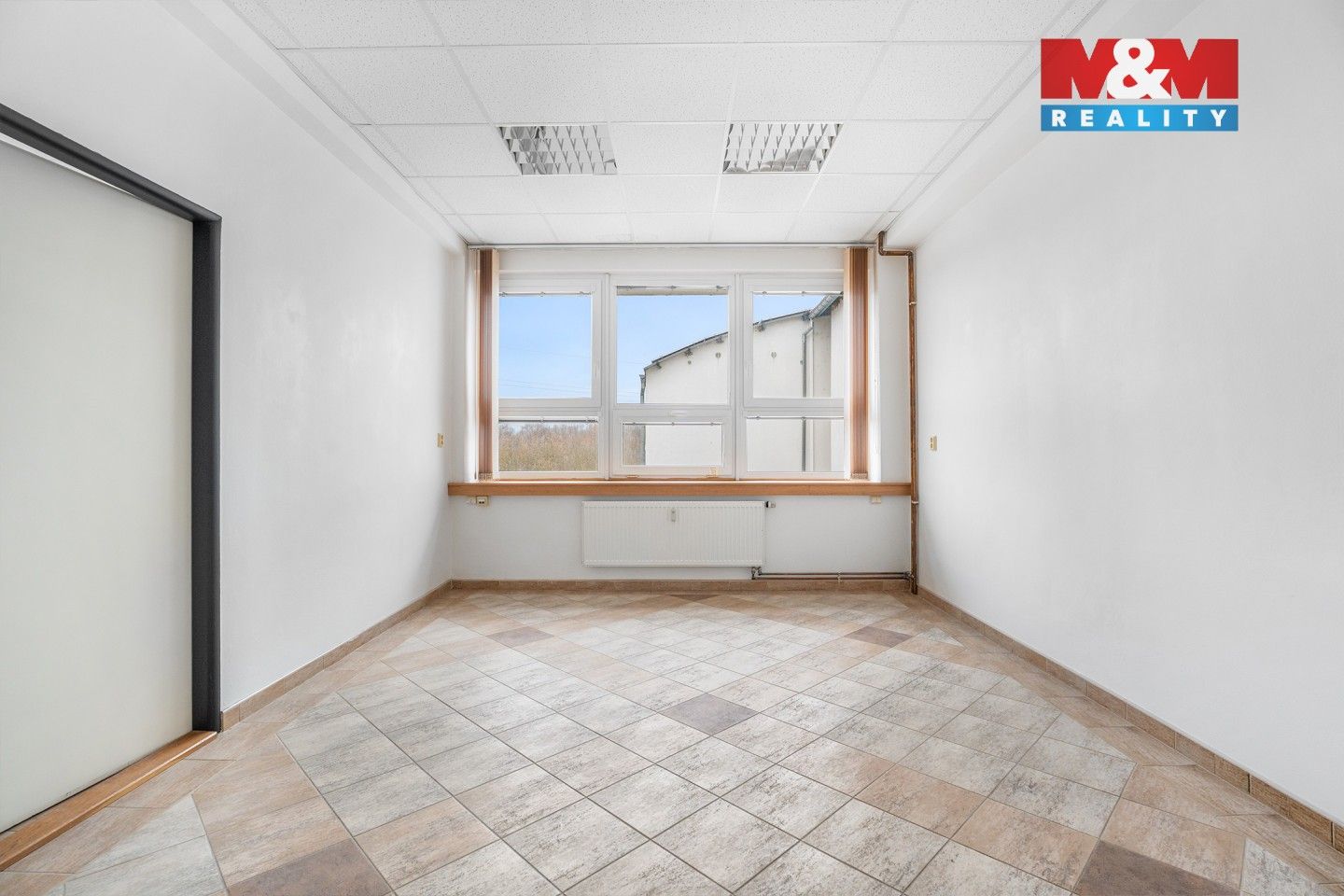 Pronájem komerčního prostoru 247 m² - foto 6