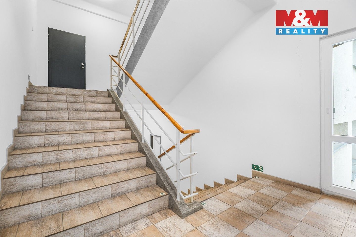 Pronájem komerčního prostoru 247 m² - foto 12