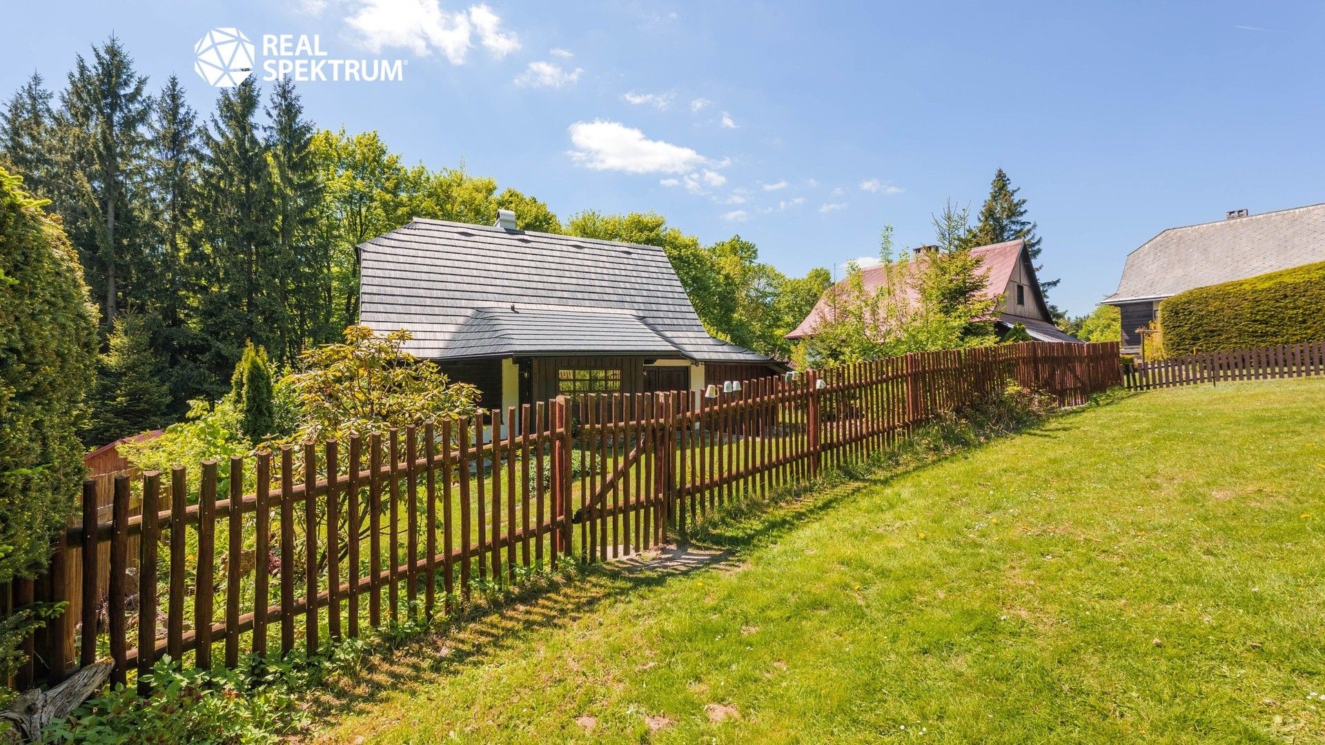 Prodej domu 150 m² - foto 2