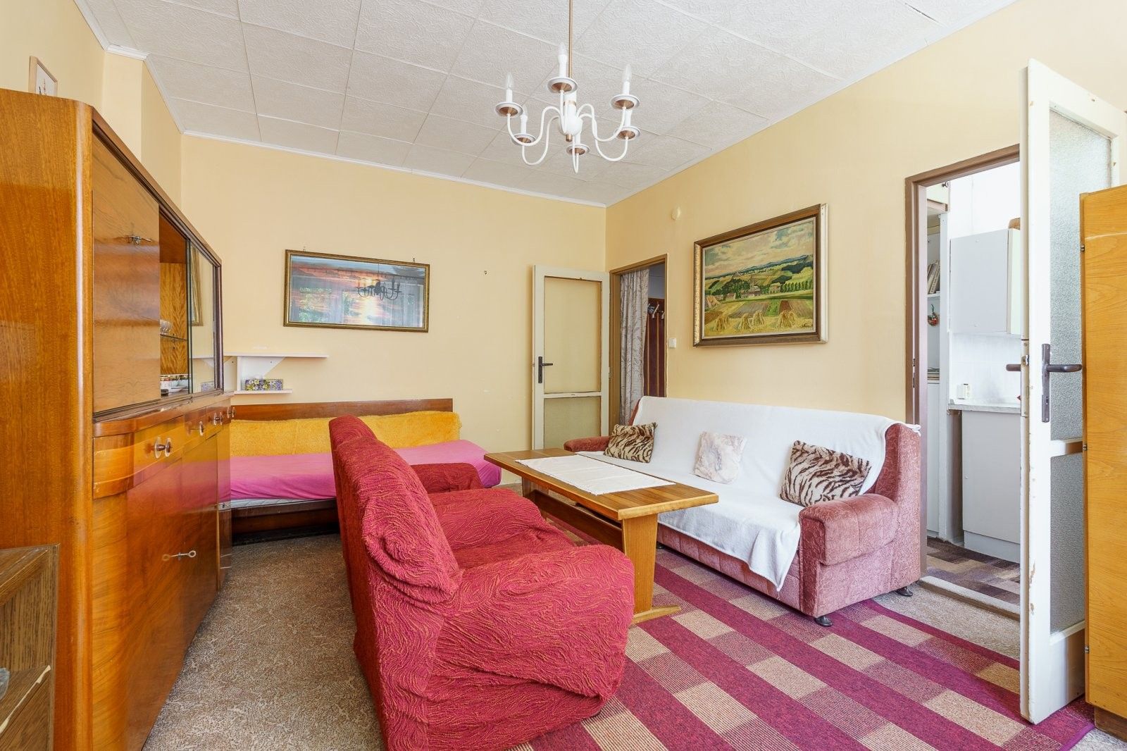 Pronájem bytu 1+1 37 m² - foto 5