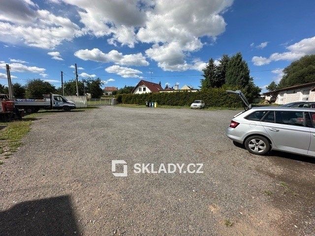 Pronájem komerčního prostoru 670 m² - foto 9