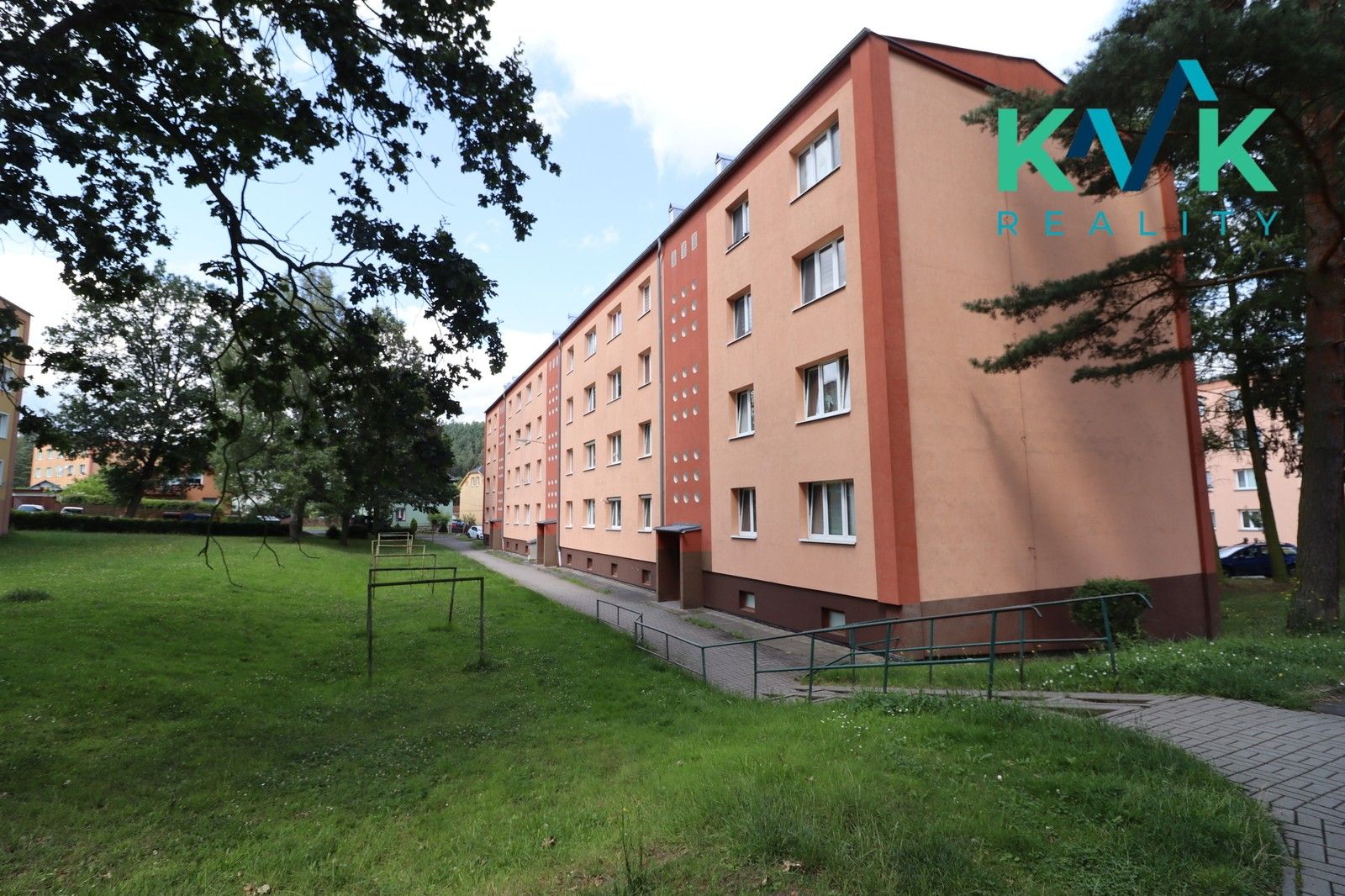 Pronájem bytu 2+1 53 m² - foto 11