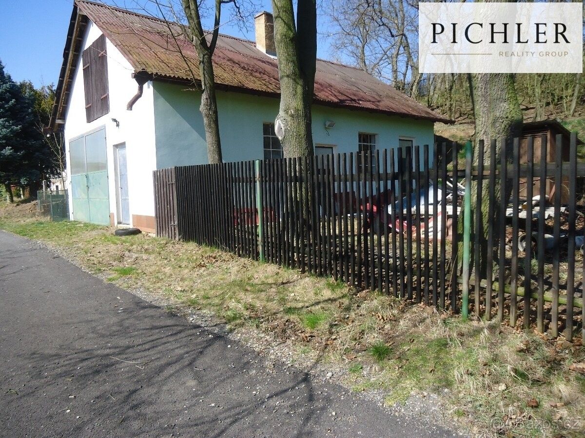Prodej pozemku 334 m² - foto 2