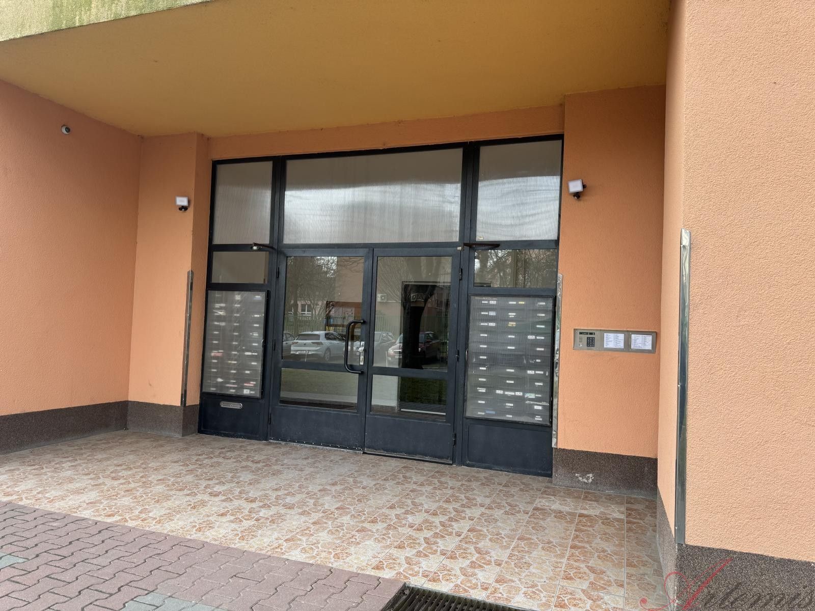 Prodej bytu 3+1 64 m² - foto 14