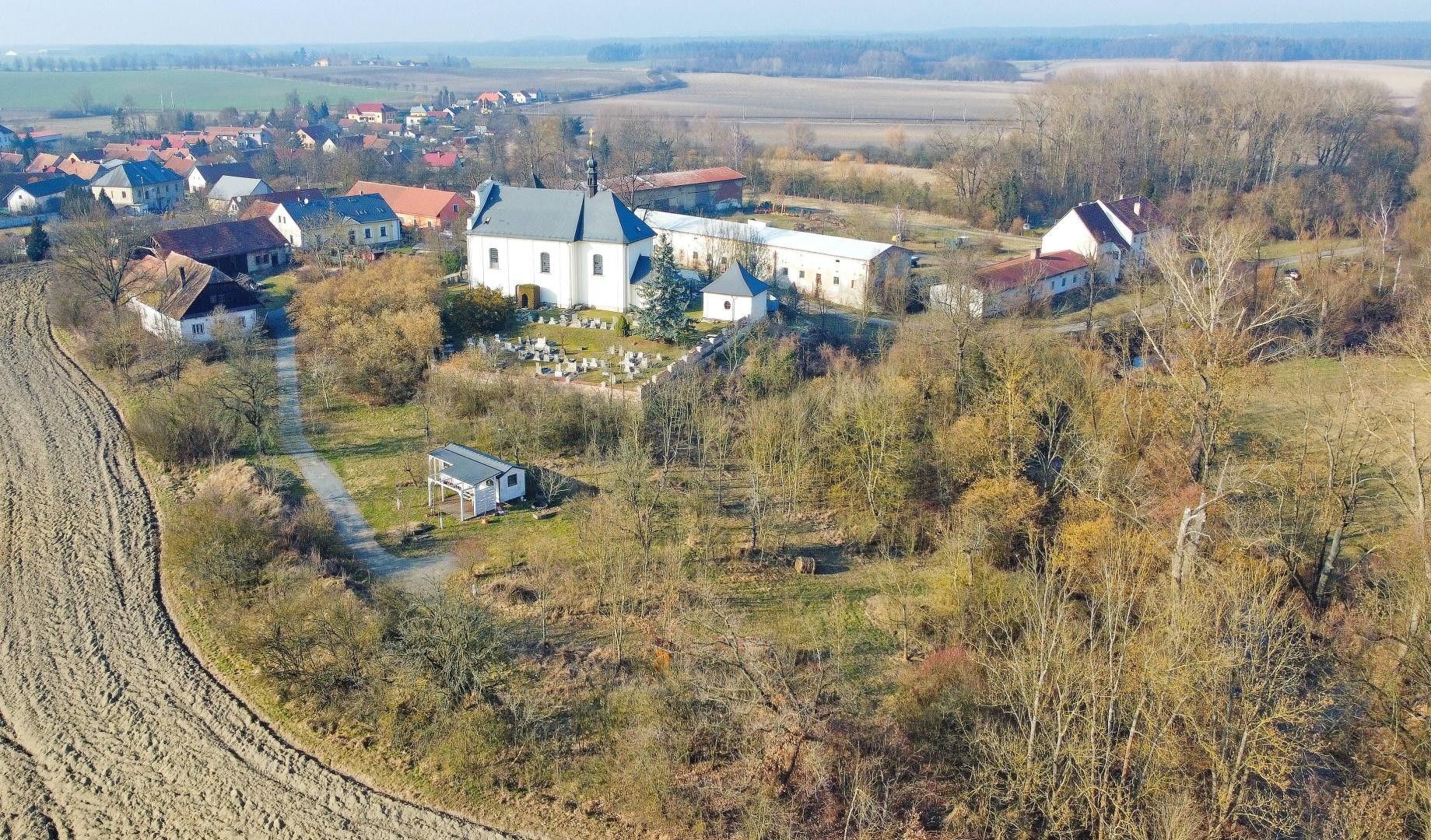 Prodej pozemku 8684 m² - foto 2