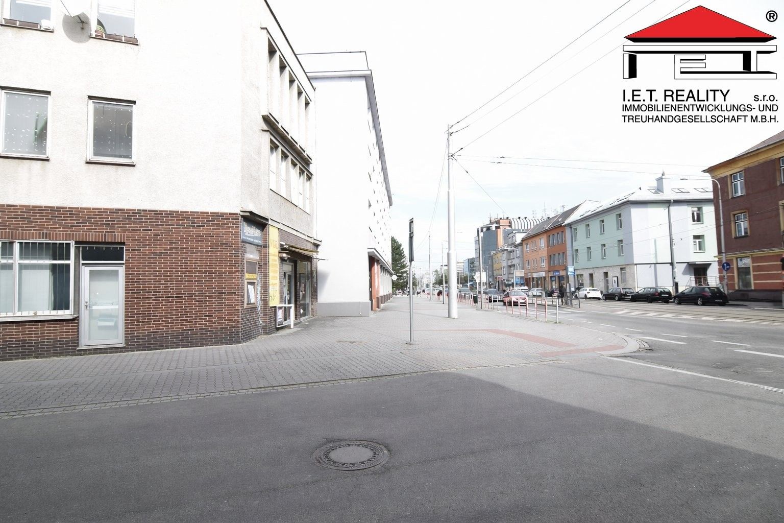 Pronájem komerčního prostoru 430 m² - foto 4