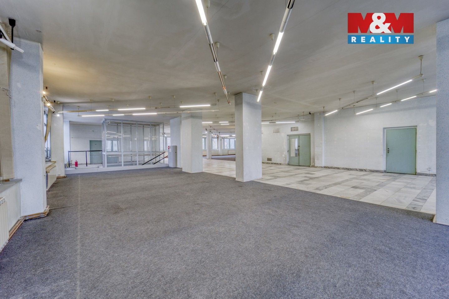 Pronájem komerčního prostoru 641 m² - foto 5