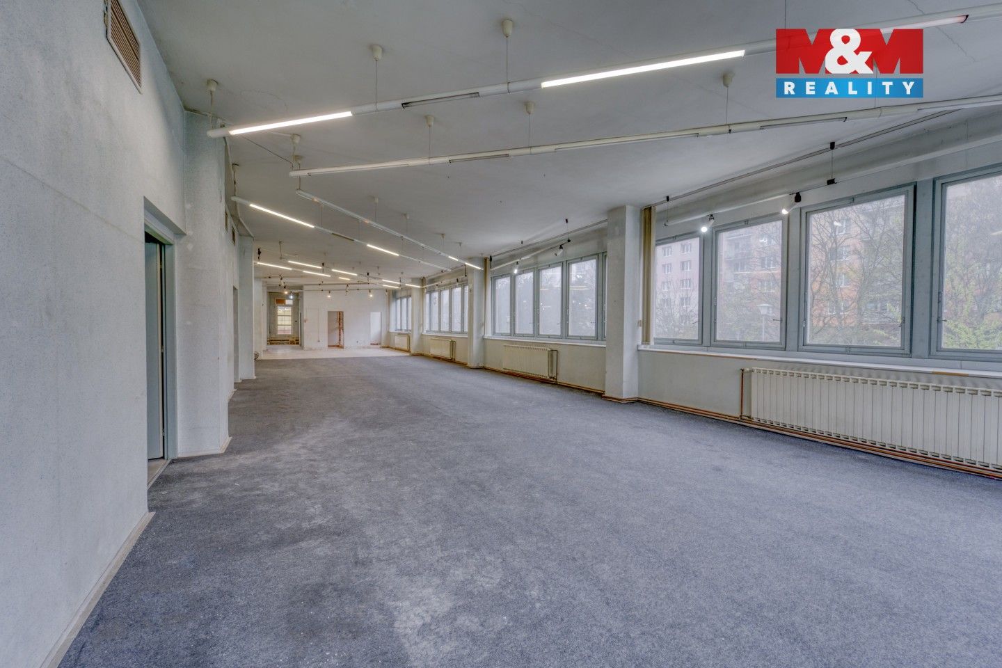 Pronájem komerčního prostoru 641 m² - foto 7