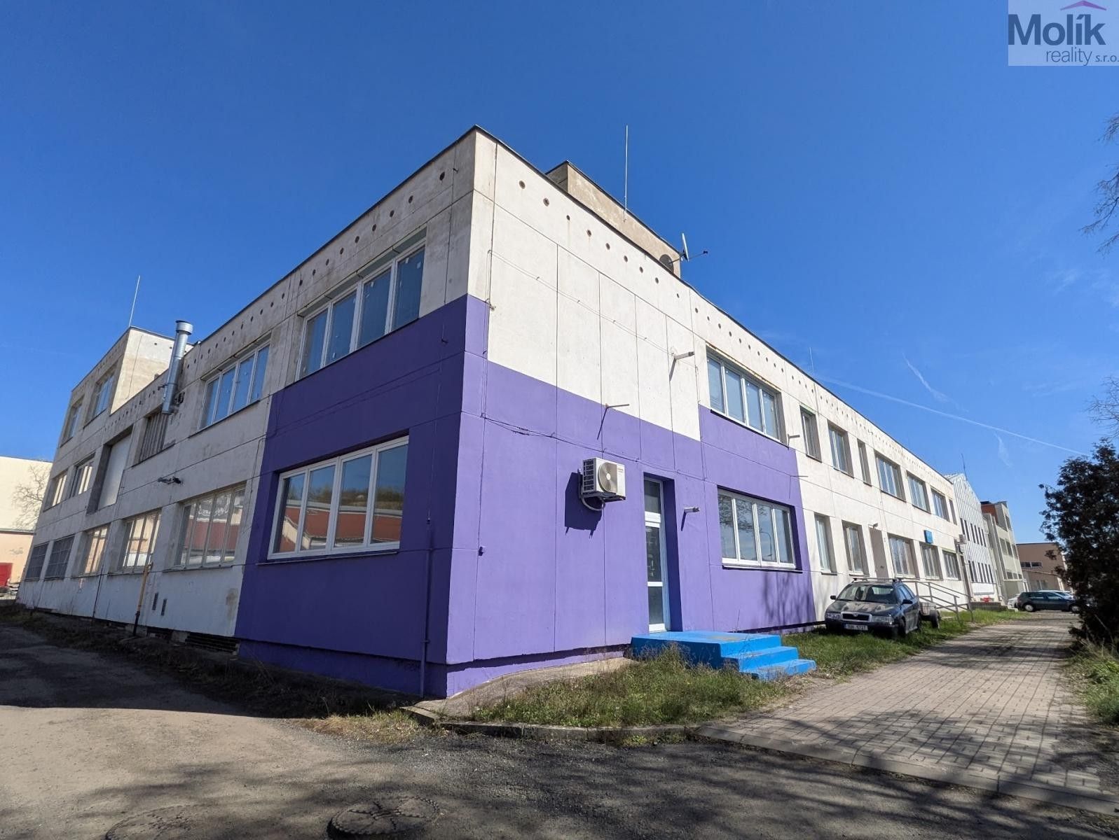 Pronájem komerčního prostoru 351 m² - foto 12