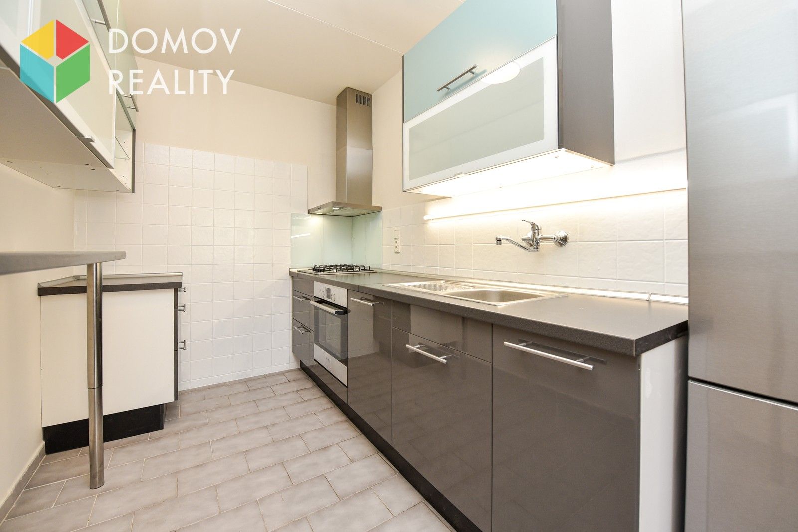 Pronájem bytu 3+kk 66 m² - foto 1