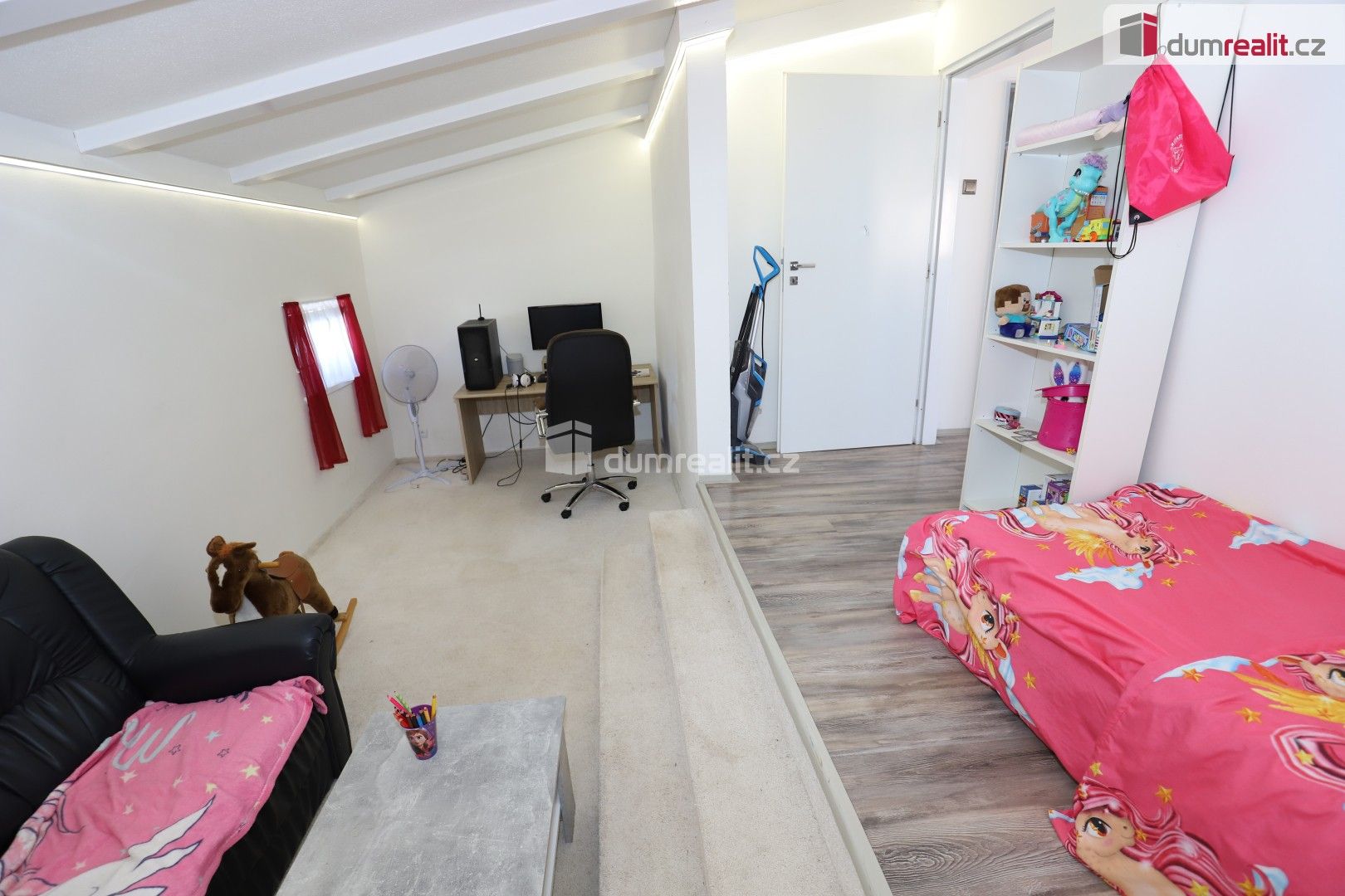 Prodej komerčního prostoru 330 m² - foto 7