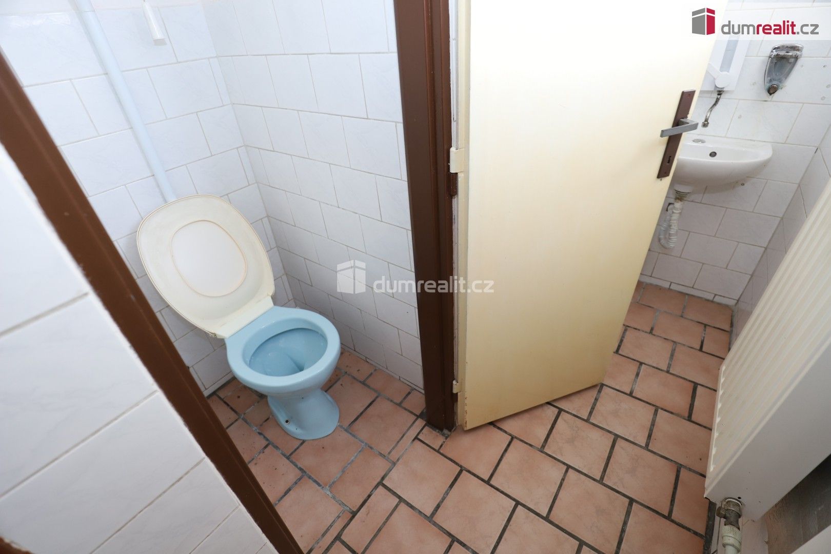 Prodej komerčního prostoru 330 m² - foto 29
