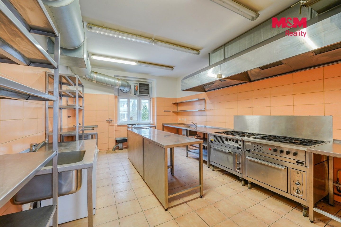 Pronájem komerčního prostoru 65 m² - foto 3