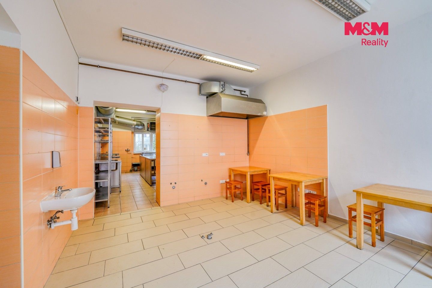 Pronájem komerčního prostoru 65 m² - foto 10