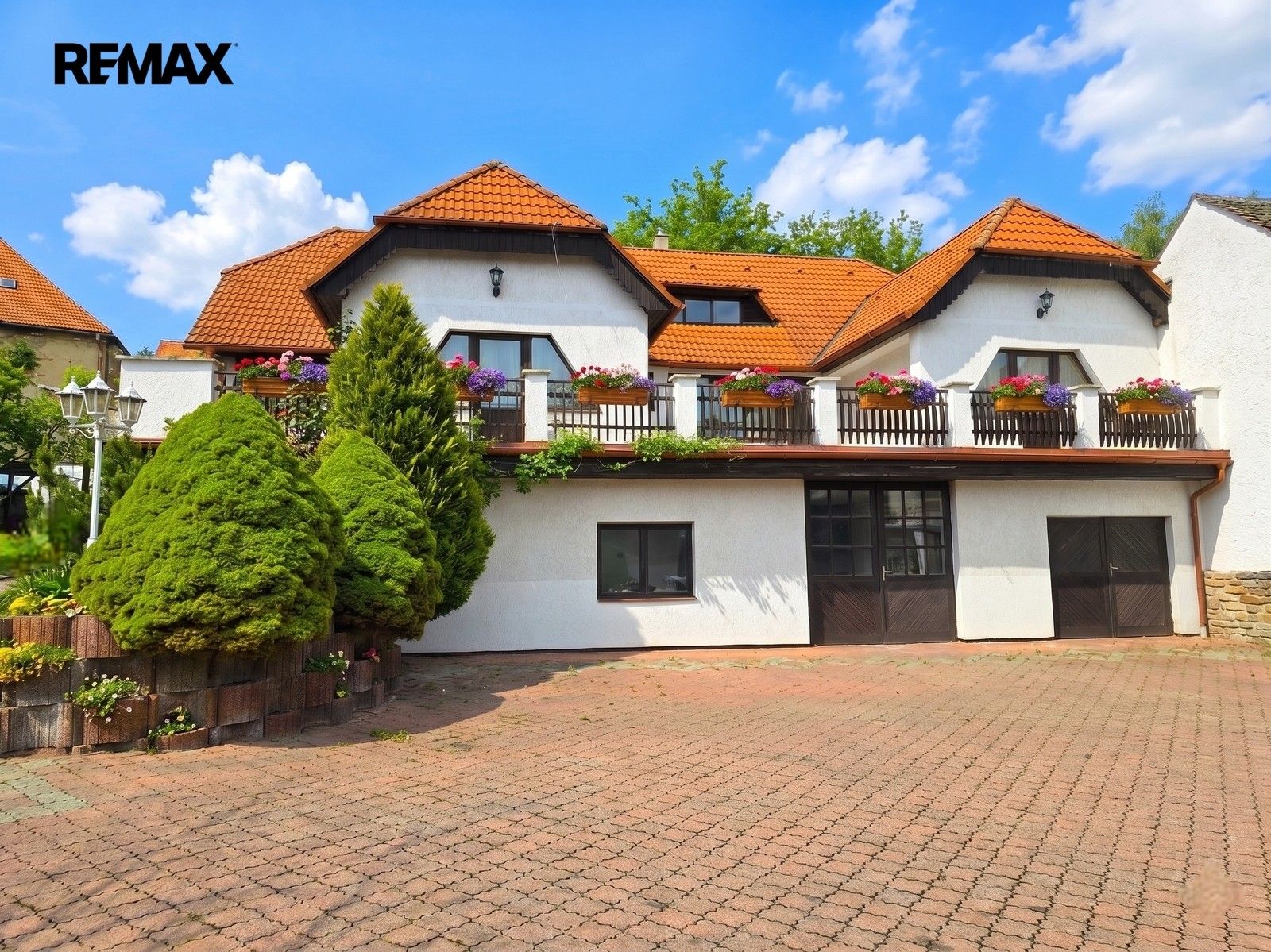 Prodej domu 302 m² - foto 1
