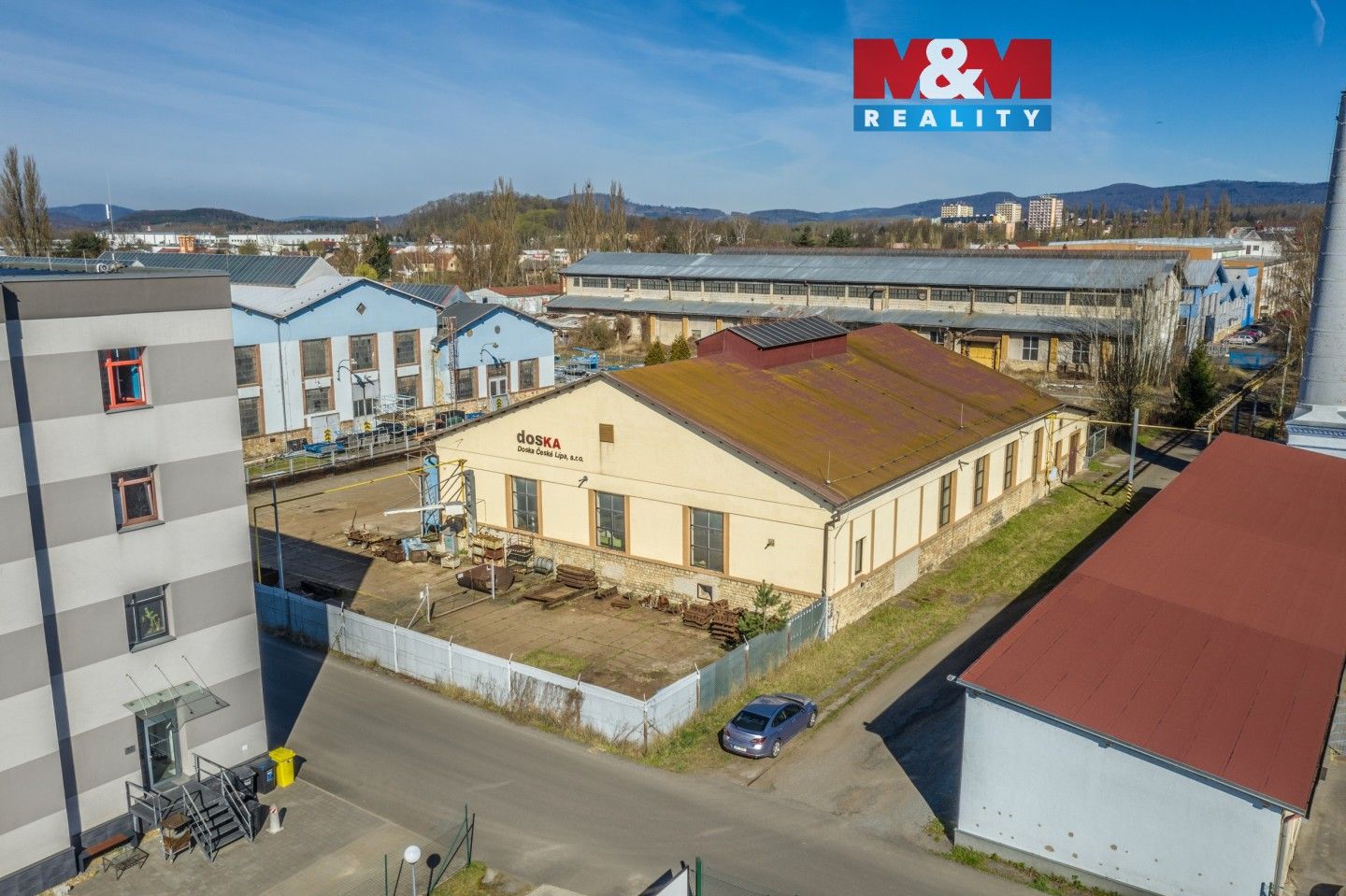 Prodej komerčního prostoru 1182 m² - foto 1