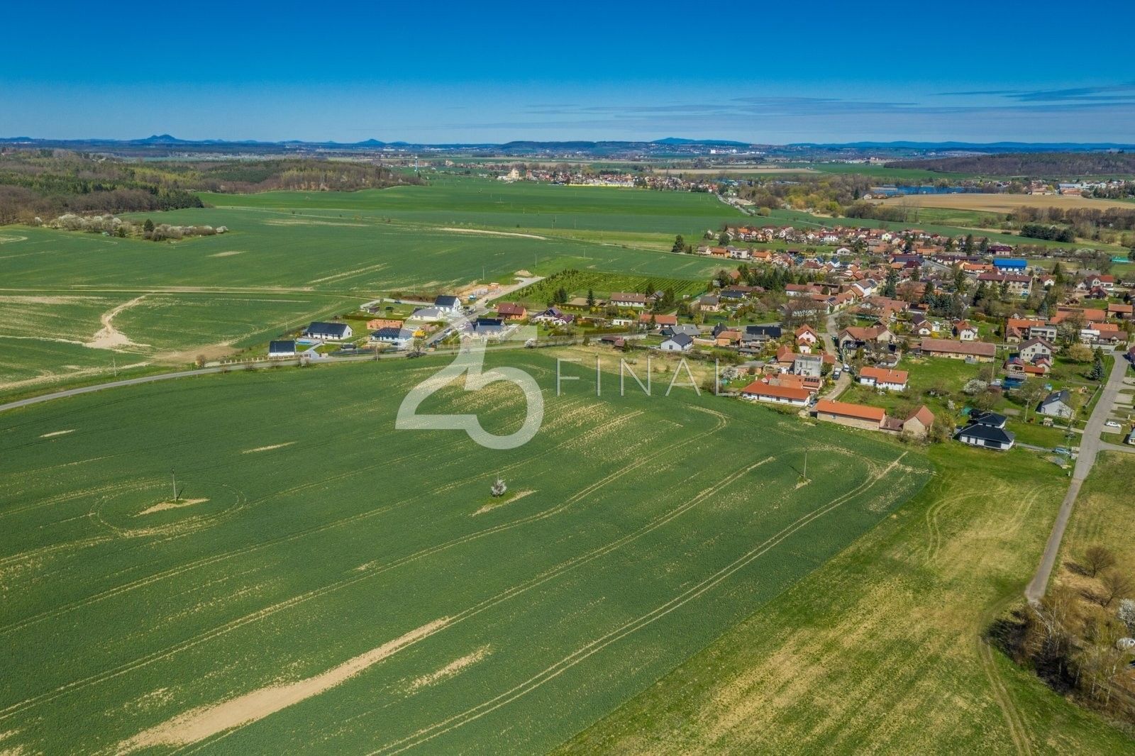 Prodej pozemku 23699 m² - foto 4