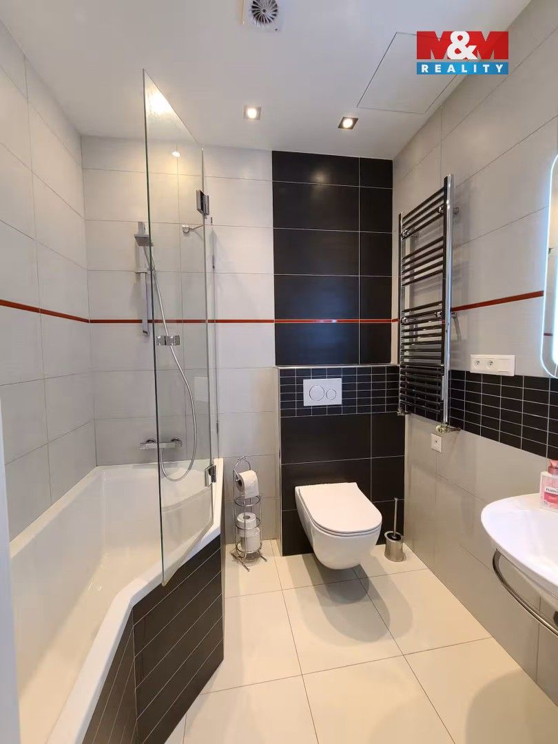 Pronájem bytu 2+kk 49 m² - foto 4