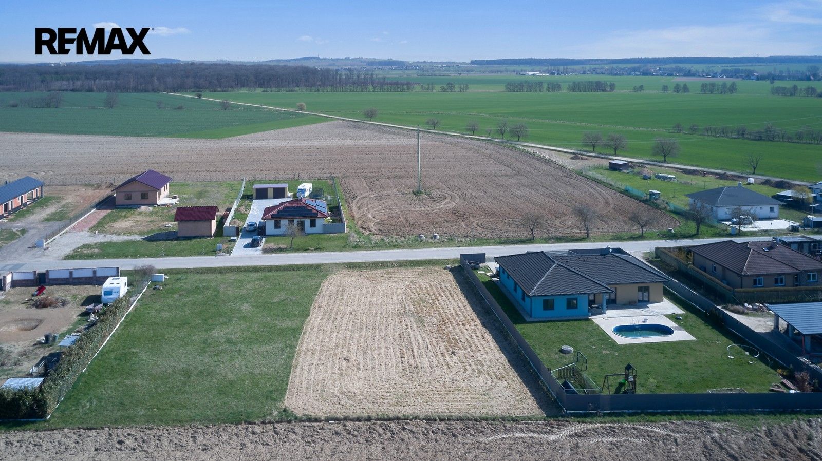 Prodej pozemku 1004 m² - foto 4