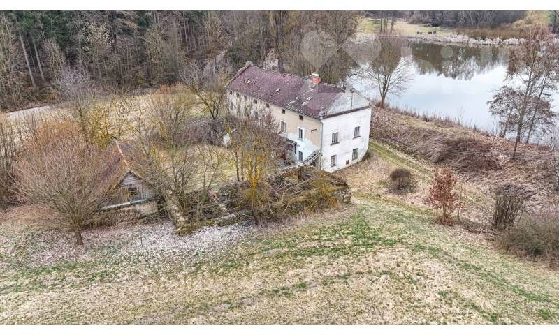 Prodej domu 950 m² - foto 9