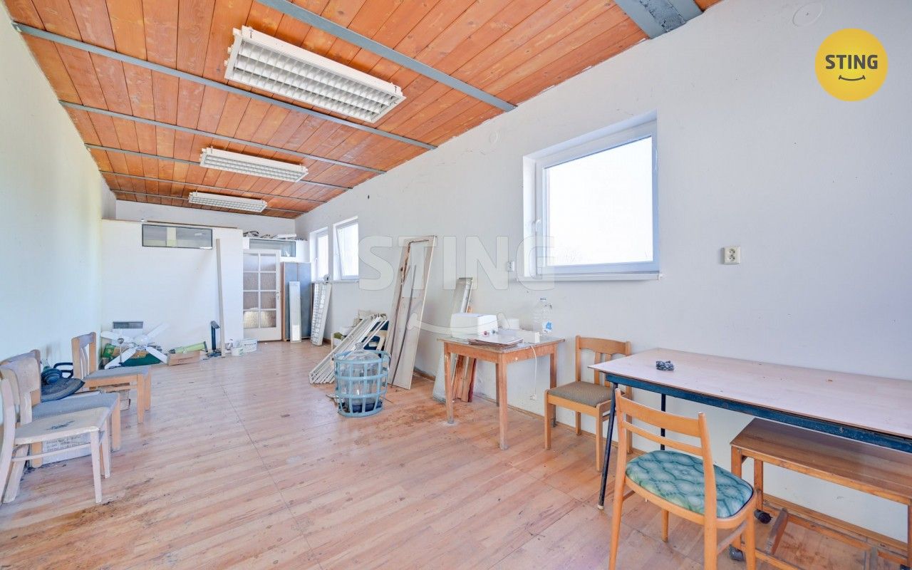 Prodej komerčního prostoru 1306 m² - foto 7