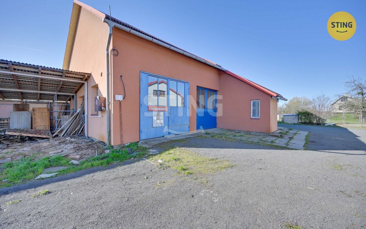 Prodej komerčního prostoru 1306 m² - foto 4