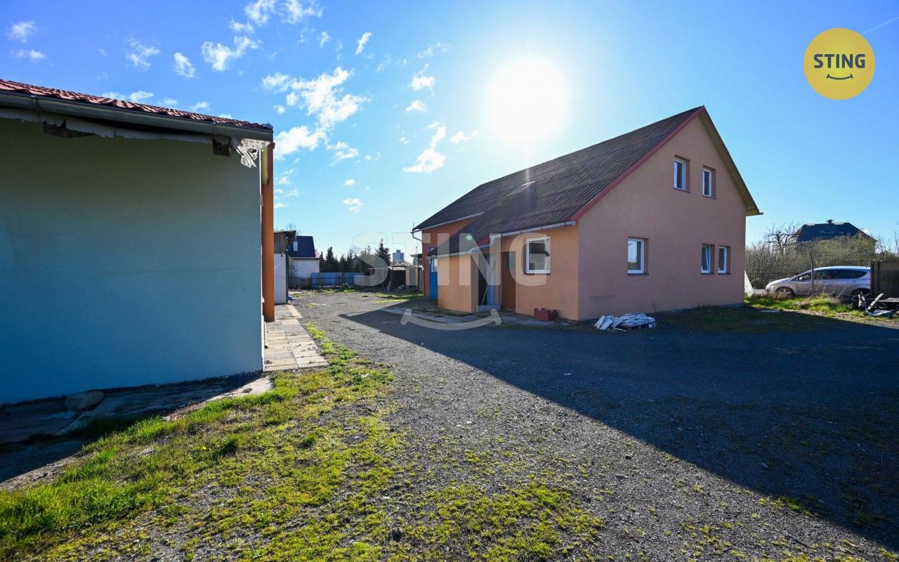 Prodej komerčního prostoru 1306 m² - foto 11