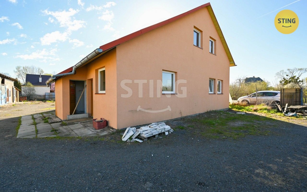 Prodej komerčního prostoru 1306 m² - foto 12
