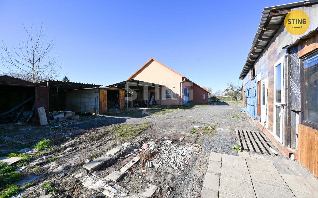 Prodej komerčního prostoru 1306 m² - foto 17
