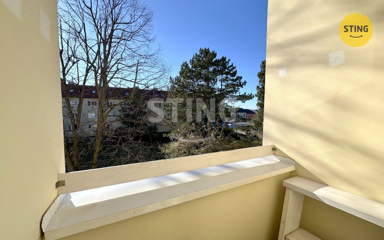 Pronájem bytu 2+kk 73 m² - foto 10