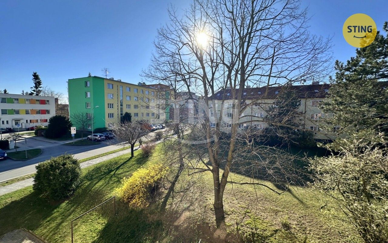 Pronájem bytu 2+kk 73 m² - foto 12