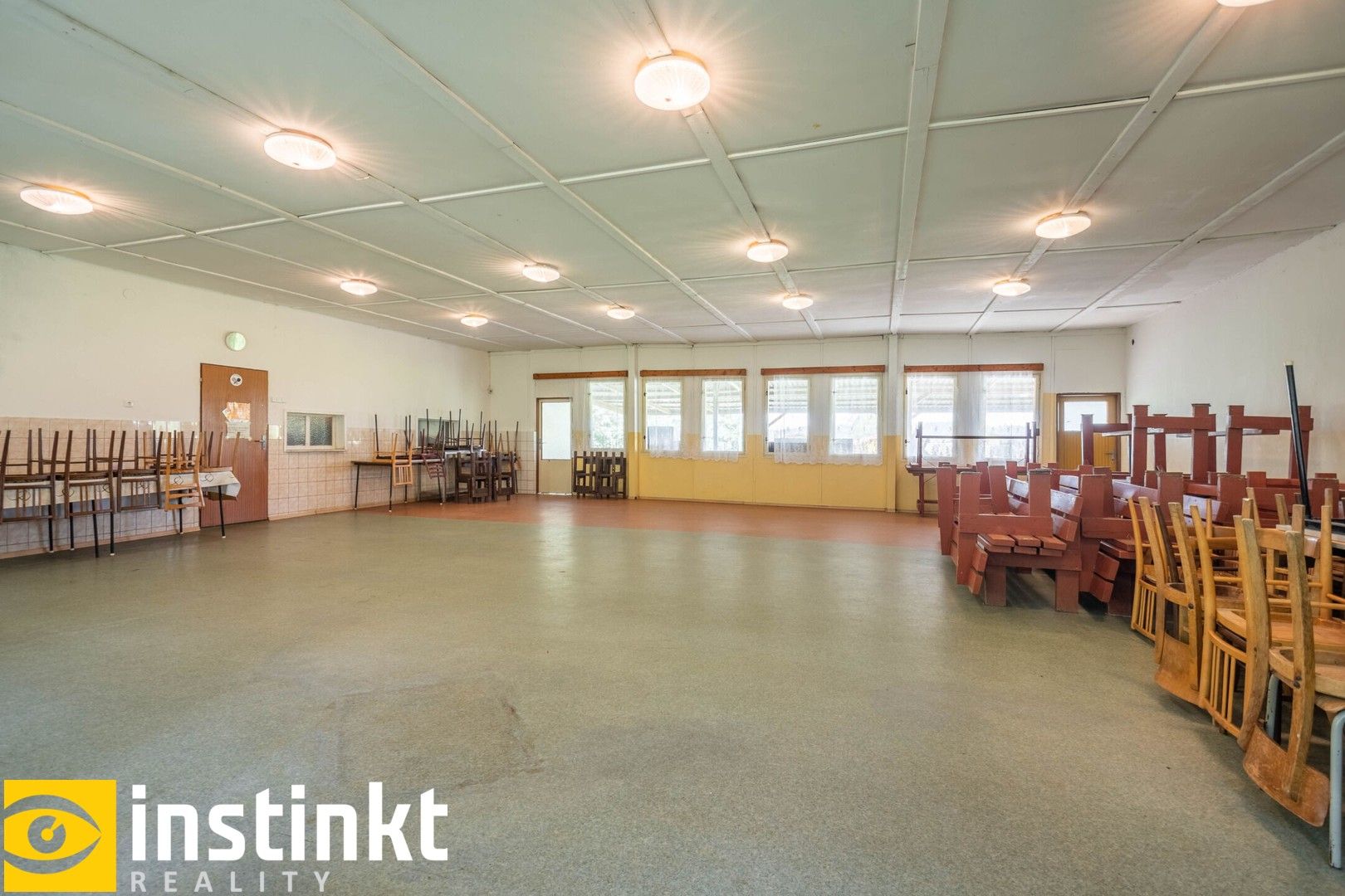 Prodej nemovitosti 27329 m² - foto 13