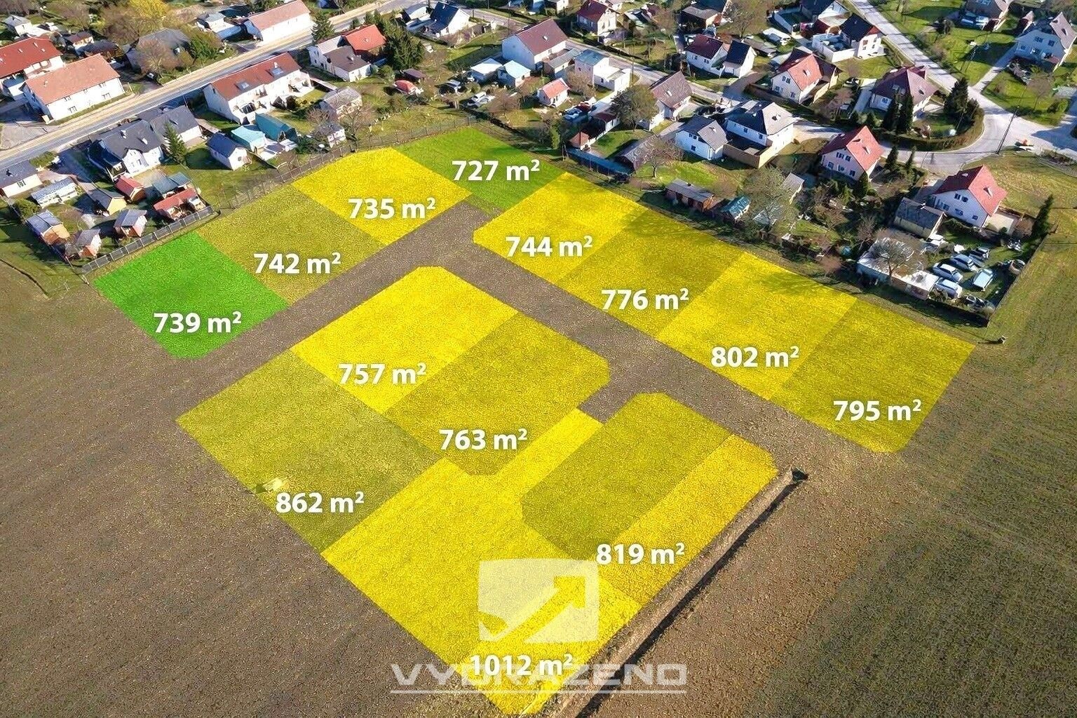 Prodej pozemku 739 m² - foto 3