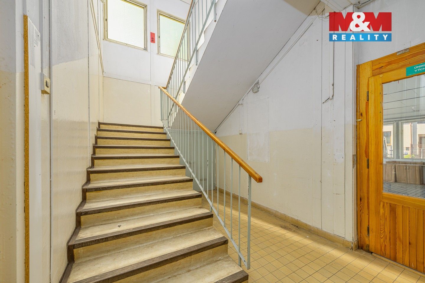 Prodej komerčního prostoru 900 m² - foto 11