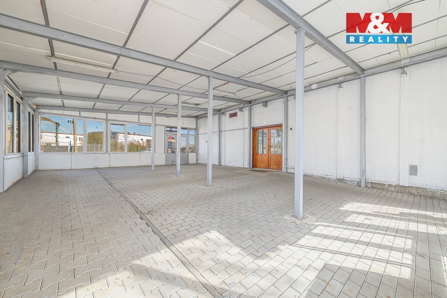 Prodej komerčního prostoru 900 m² - foto 9