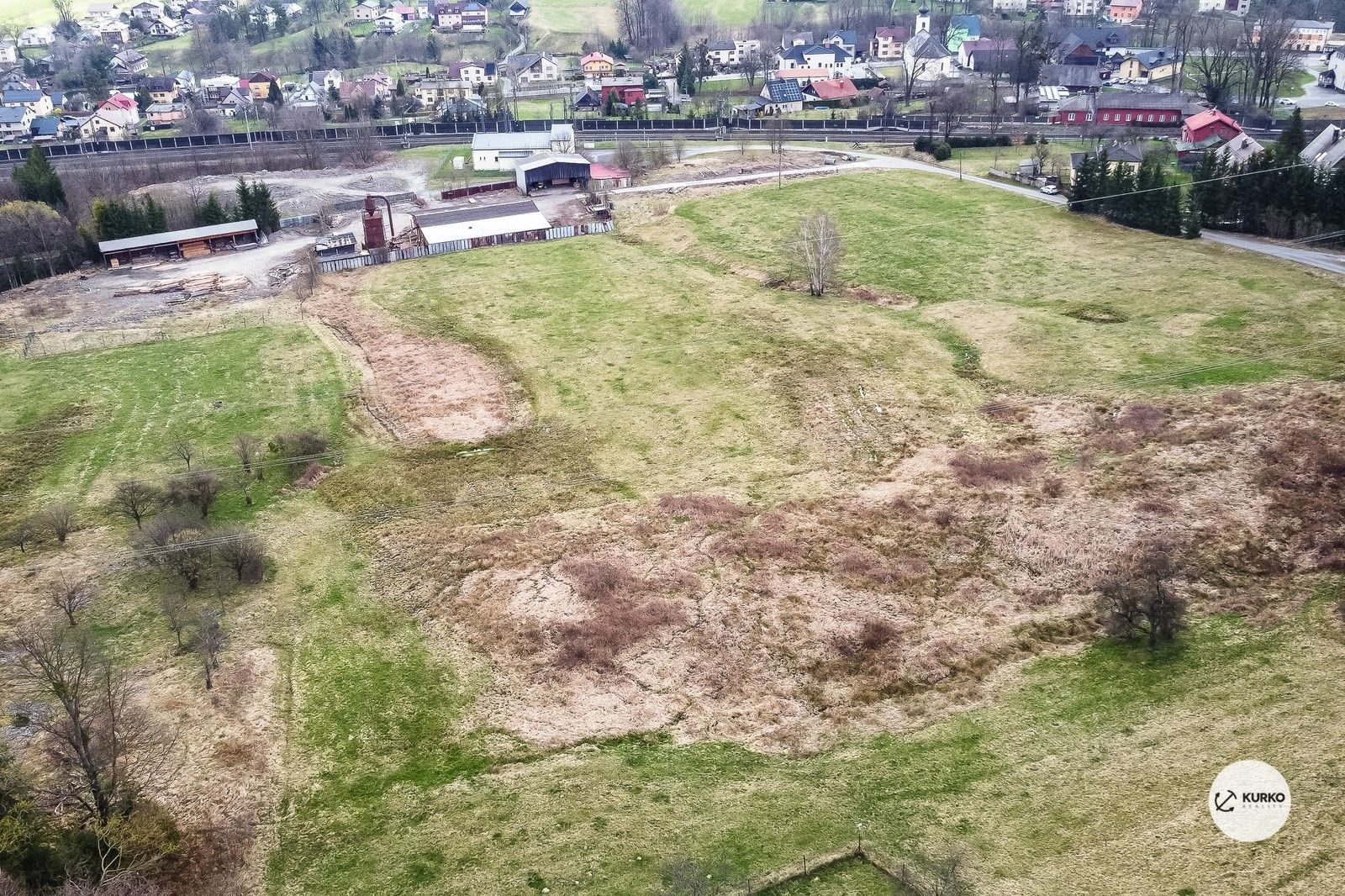 Prodej pozemku 3291 m² - foto 3