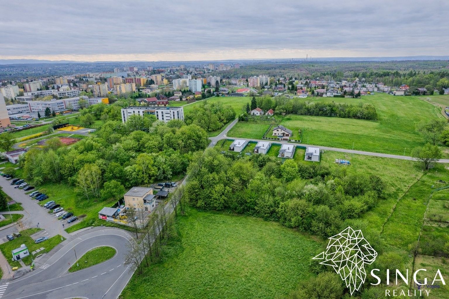 Prodej pozemku 2850 m² - foto 1