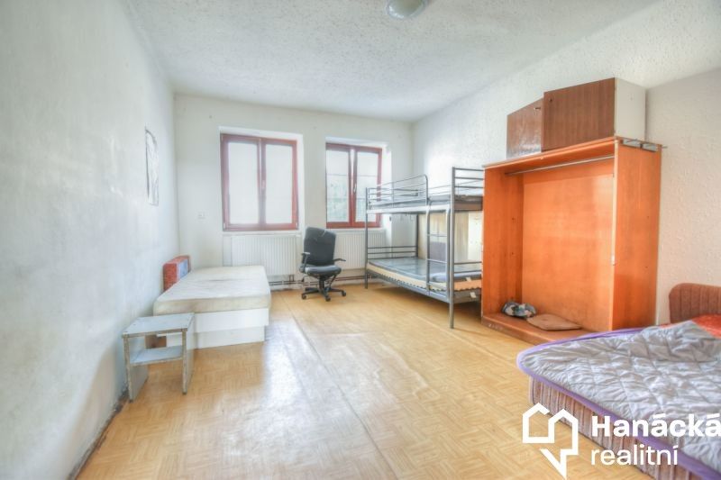 Prodej komerčního prostoru 300 m² - foto 11