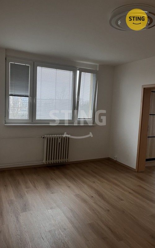 Pronájem bytu 3+1 65 m² - foto 3