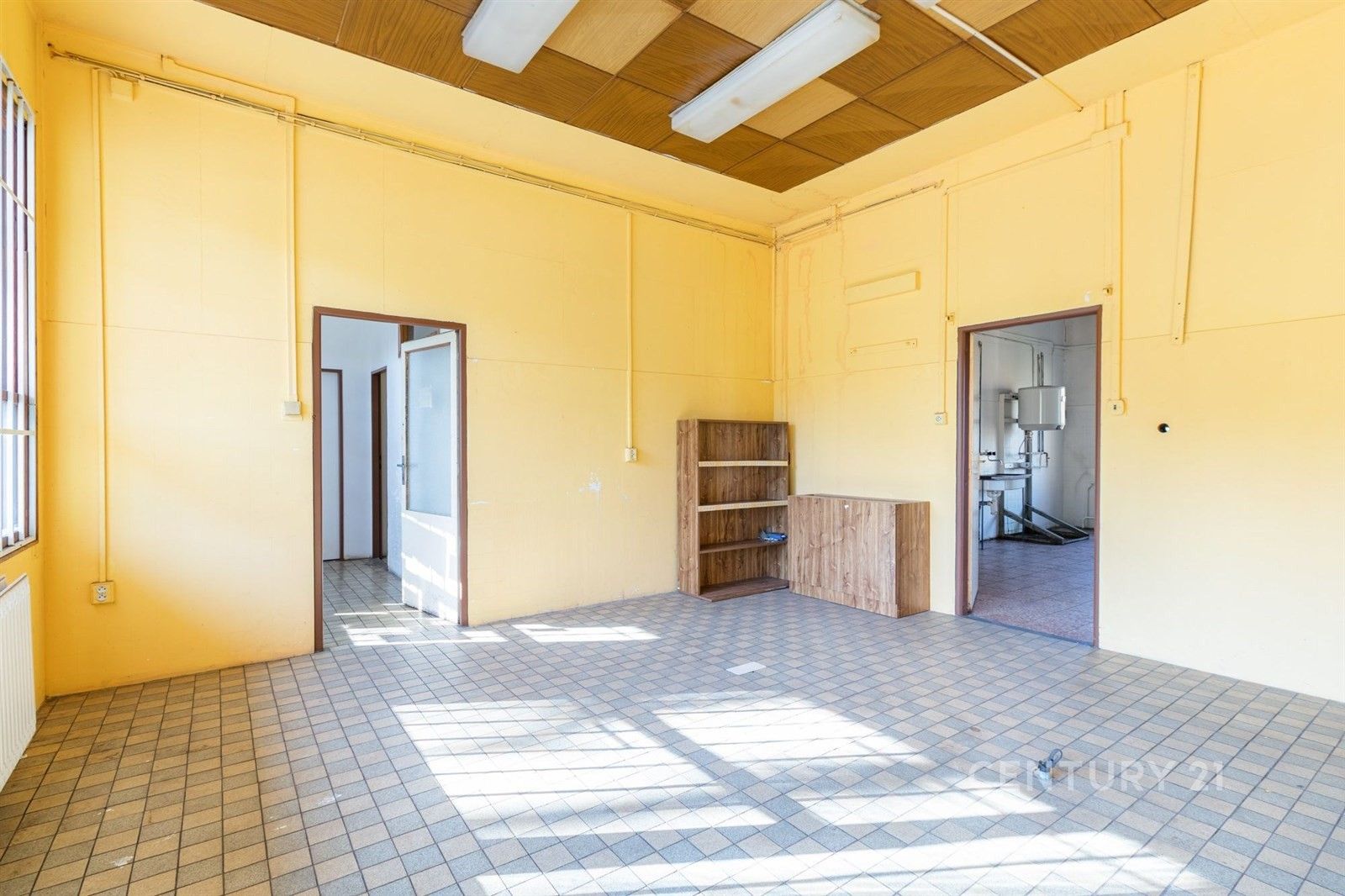 Pronájem komerčního prostoru 64 m² - foto 4