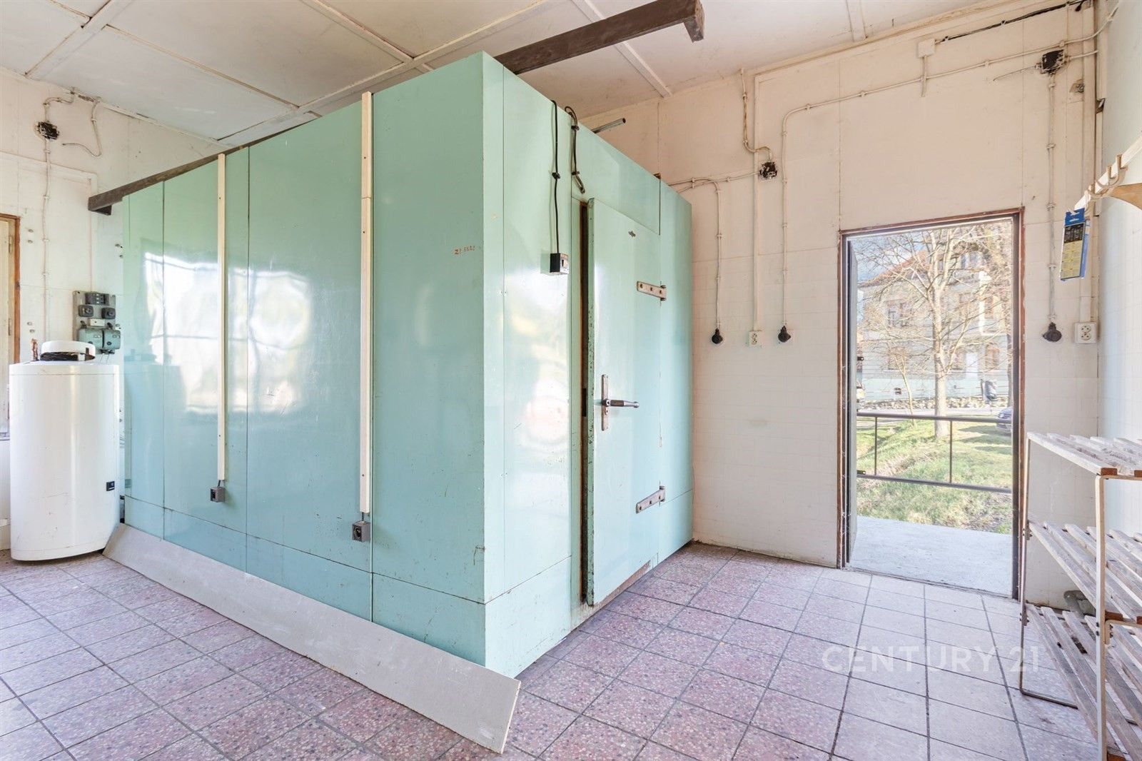 Pronájem komerčního prostoru 64 m² - foto 9