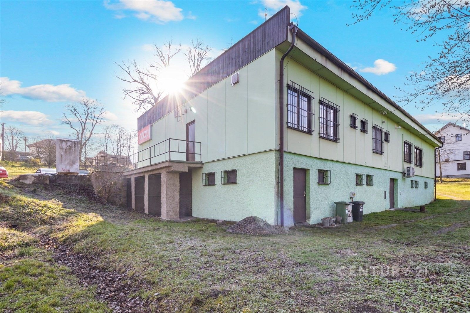 Pronájem komerčního prostoru 64 m² - foto 13