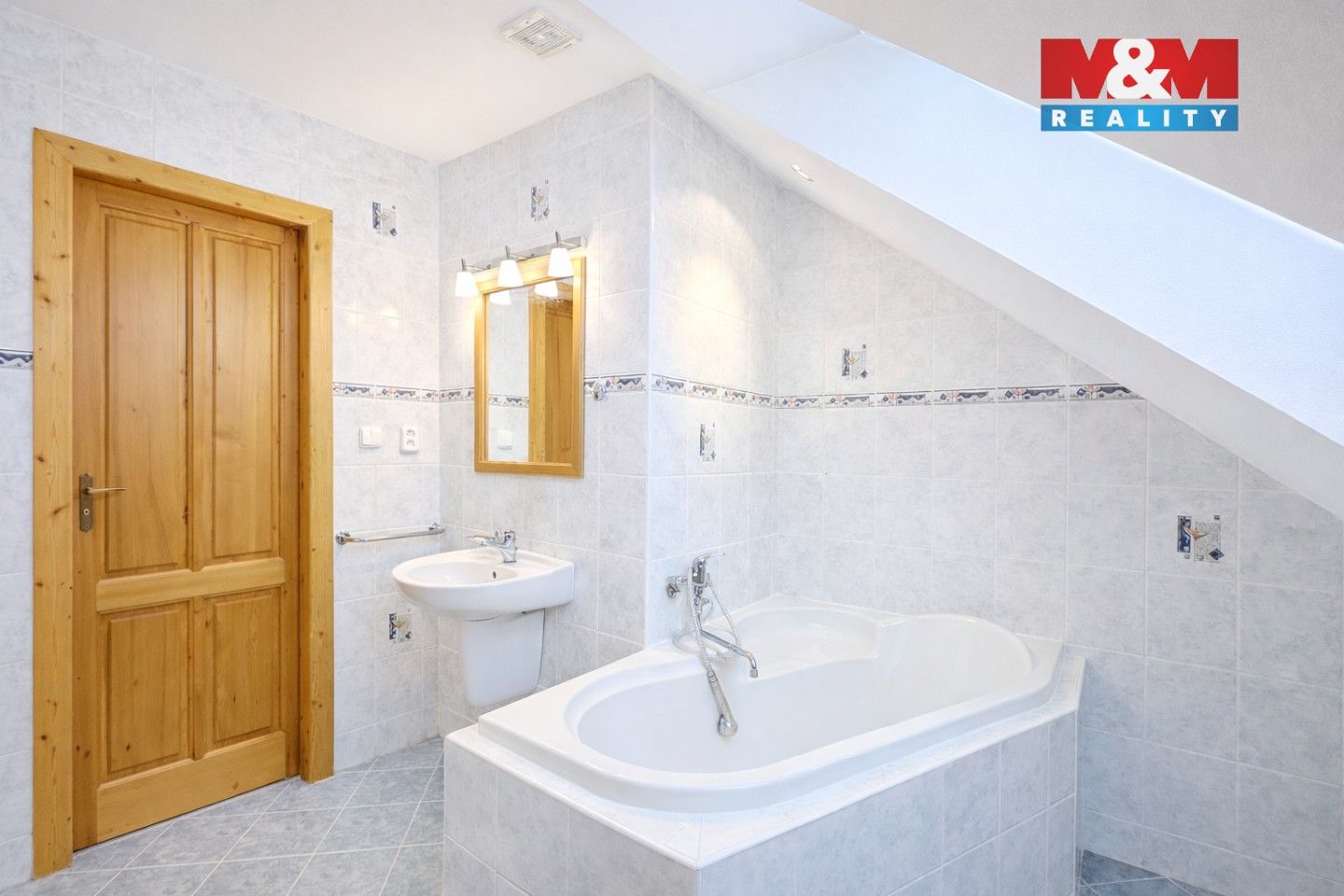 Prodej domu 280 m² - foto 28
