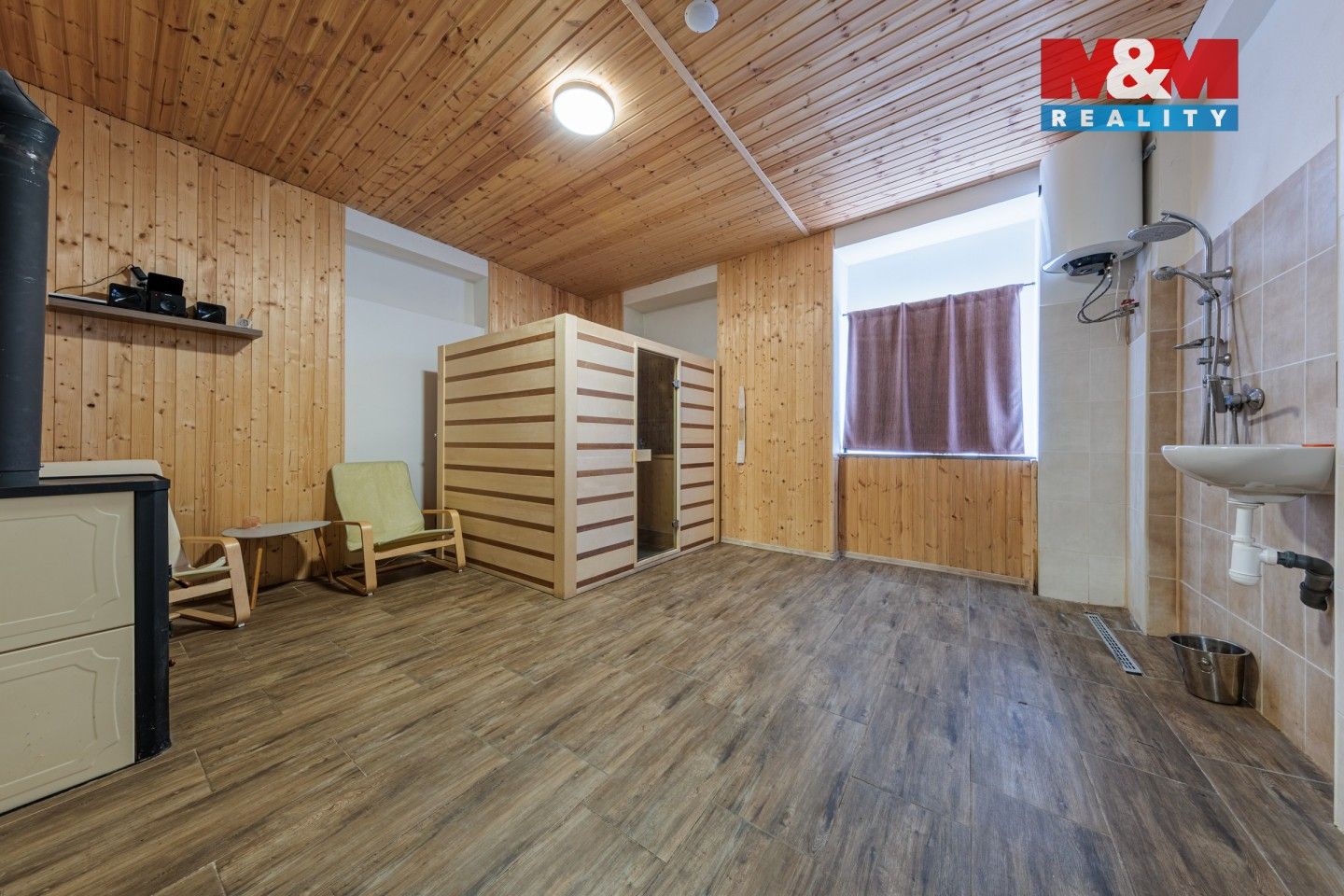 Prodej komerčního prostoru 327 m² - foto 3