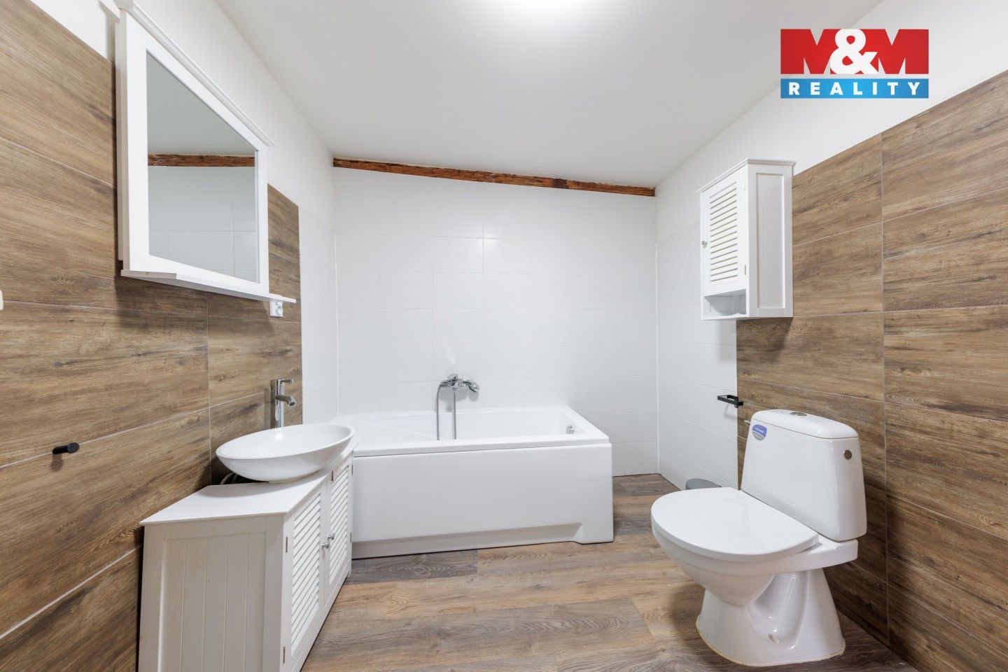 Prodej komerčního prostoru 327 m² - foto 5