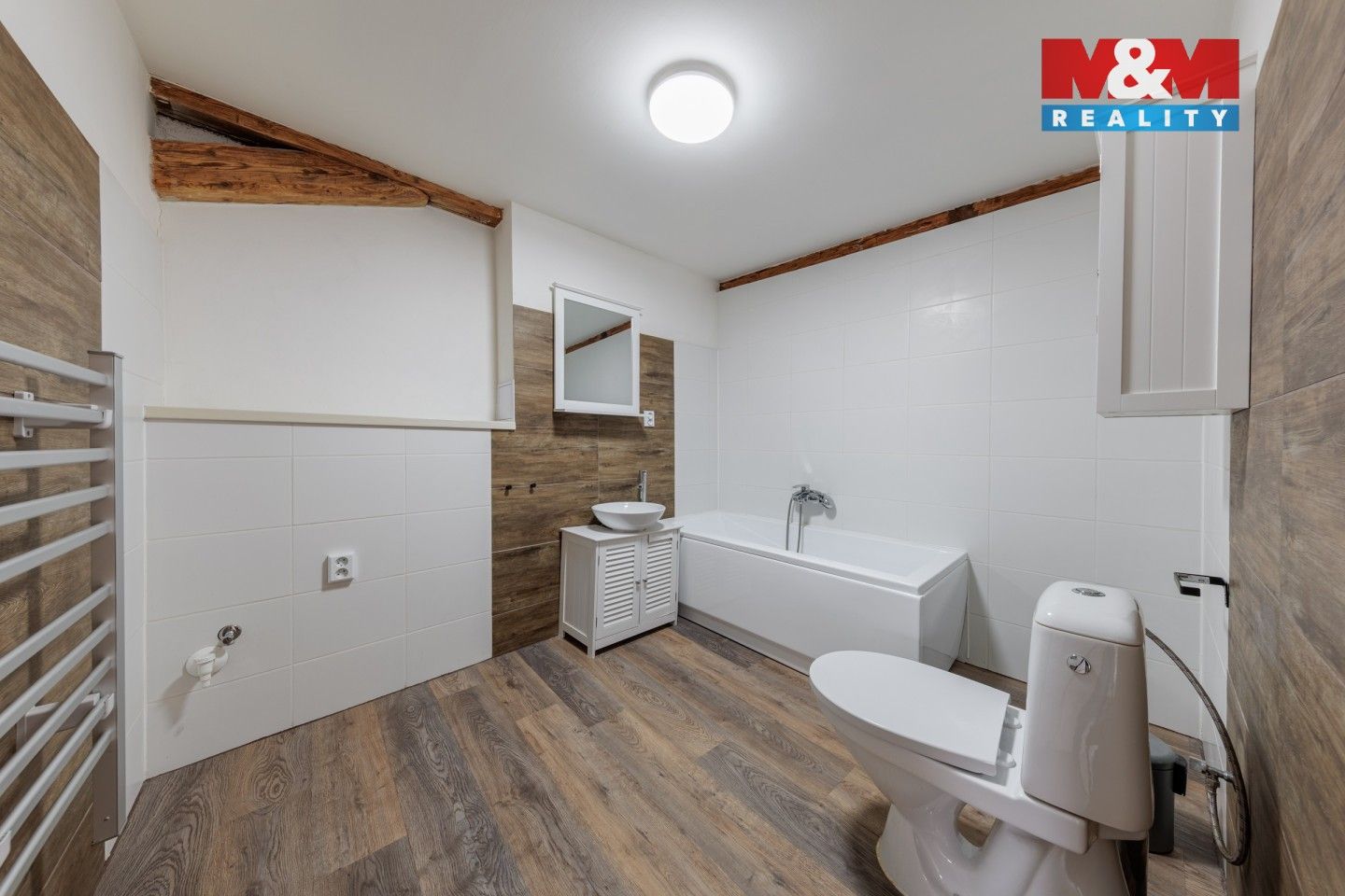Prodej komerčního prostoru 327 m² - foto 8