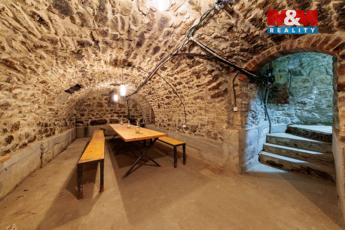 Prodej komerčního prostoru 327 m² - foto 11