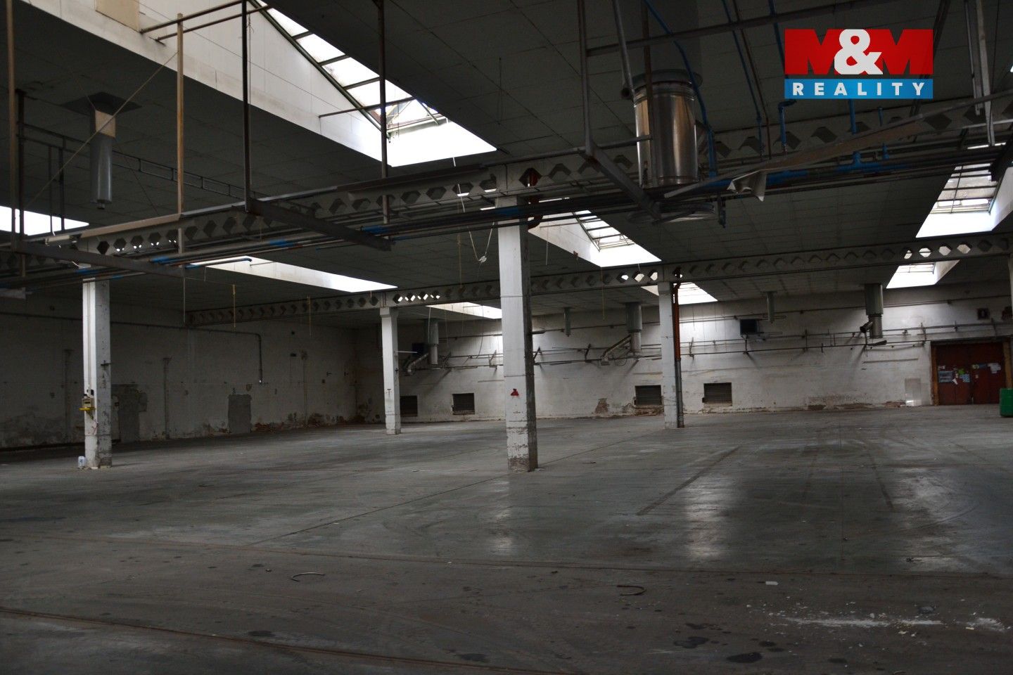 Pronájem komerčního prostoru 4000 m² - foto 15